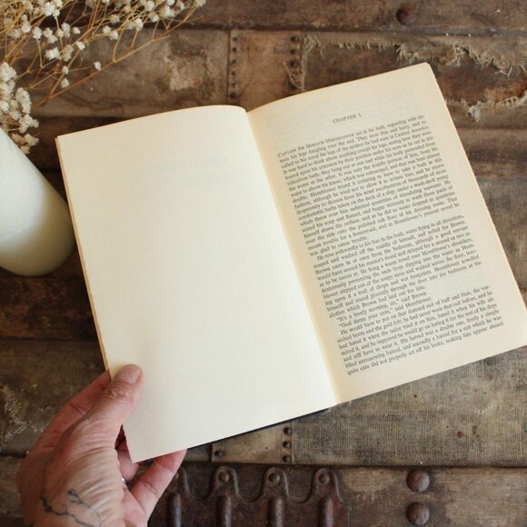 Vintage 1950s Book, "The Indomitable Hornblower", C.S. Forester, Three Complete - Picture 8 of 10